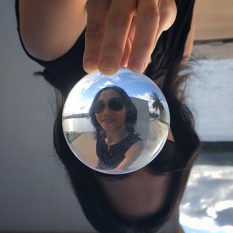 Minh-Sa in a lensball