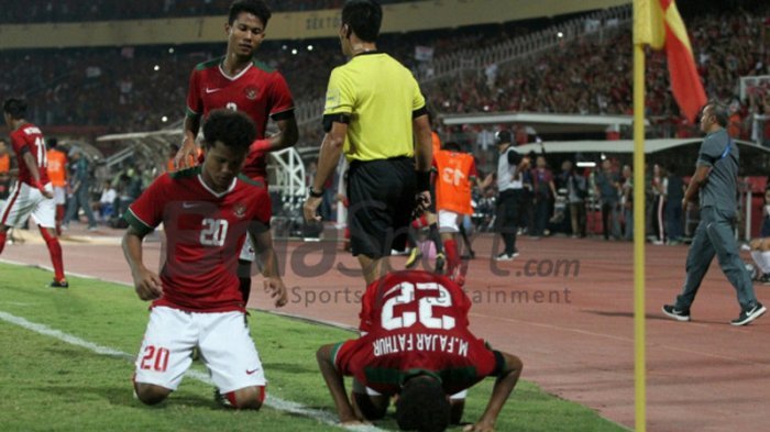 20-13-26-timnas-u-16-indonesia-fajar-fathur-rahman-vs-timnas-u-16-thailand-3_20180811_234105.jpg