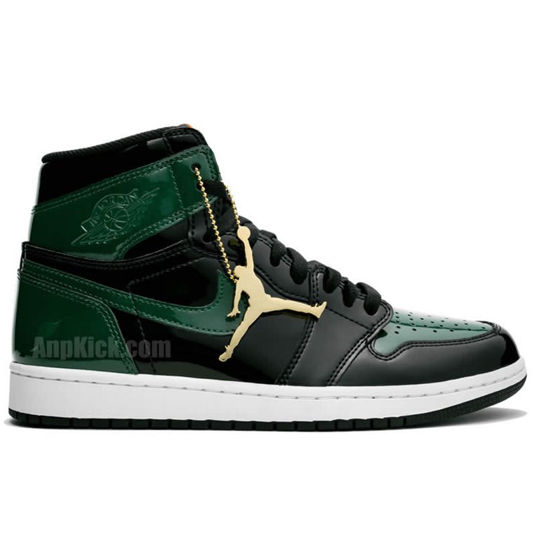 solefly-miami-art-basel-air-jordan-1-green-patent-leather-friends-family-av3905-038-(4).jpg