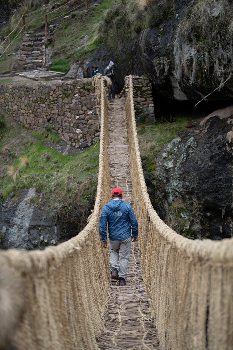 2019MikeBryantPhotography-Peru-Bridge-5.jpg