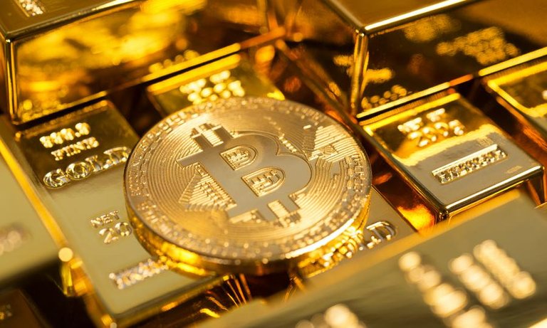 Bitcoin-and-gold-900x540.jpg