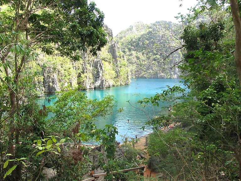 Inside_Kayangan Lake.jpg