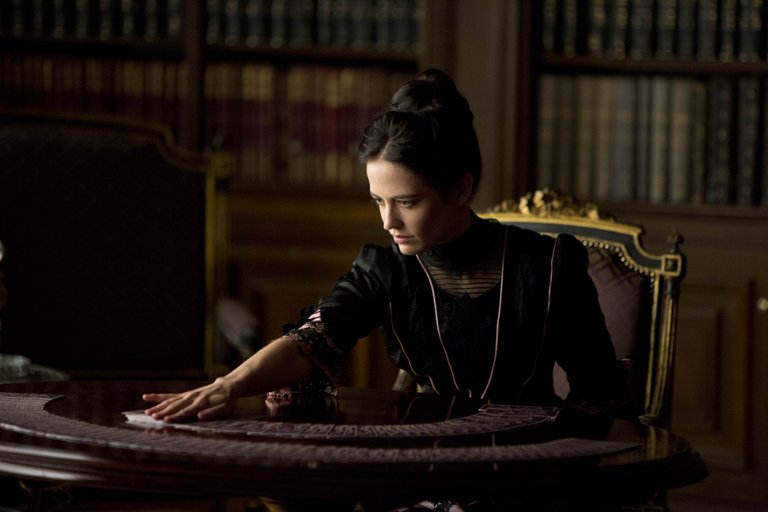 Penny-Dreadful-1-01-Vanessa-Ives-episode-stills-vanessa-ives-37454332-3600-2400.jpg