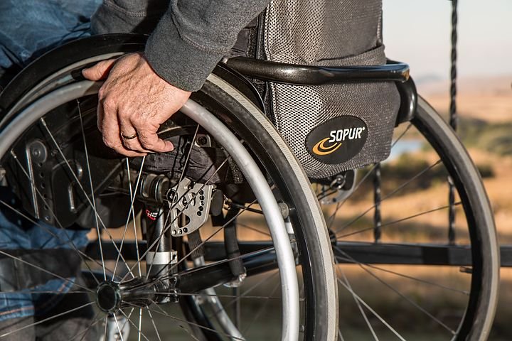 wheelchair-749985__480.jpg