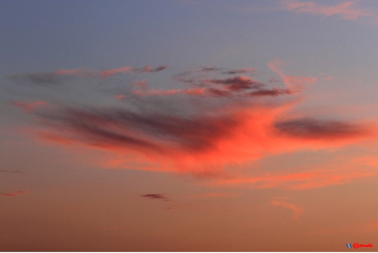 sunrise clouds colorful skyscape SRC0128.JPG