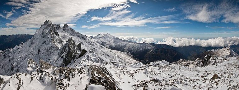 SIERRA NEVADA.jpg