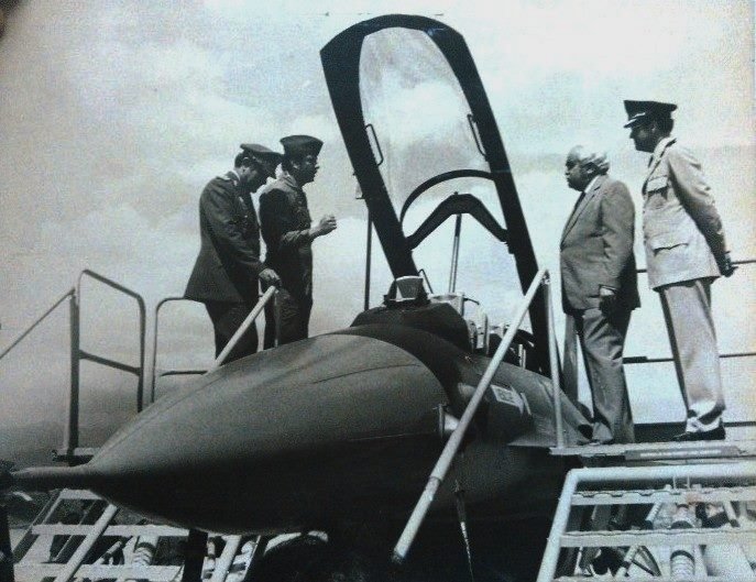Luis Herrera.jpg