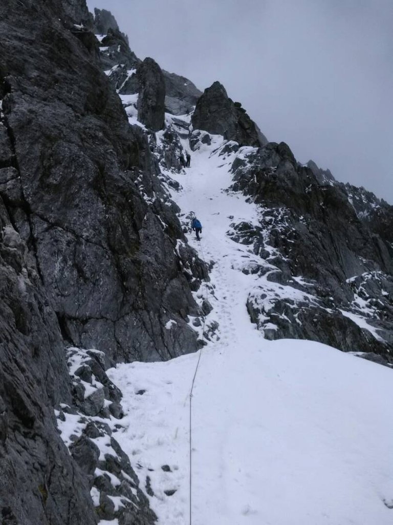 19 ascenso a roca tachia..jpg