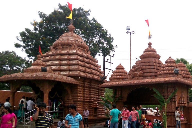 jagannat-temple-at-banjara-hills-hyderabad-1024x683.jpg