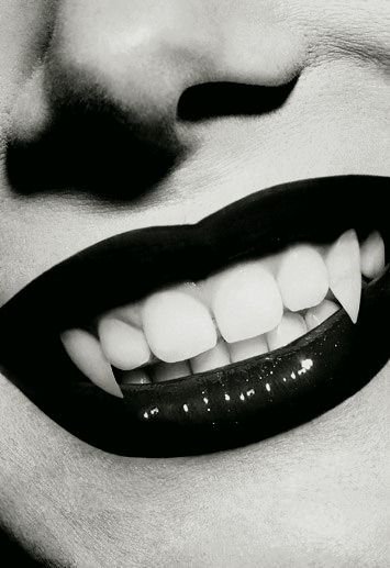 0221c0250884b9defbf6ef7a667e5f02--vampire-teeth-beauty-makeup.jpg