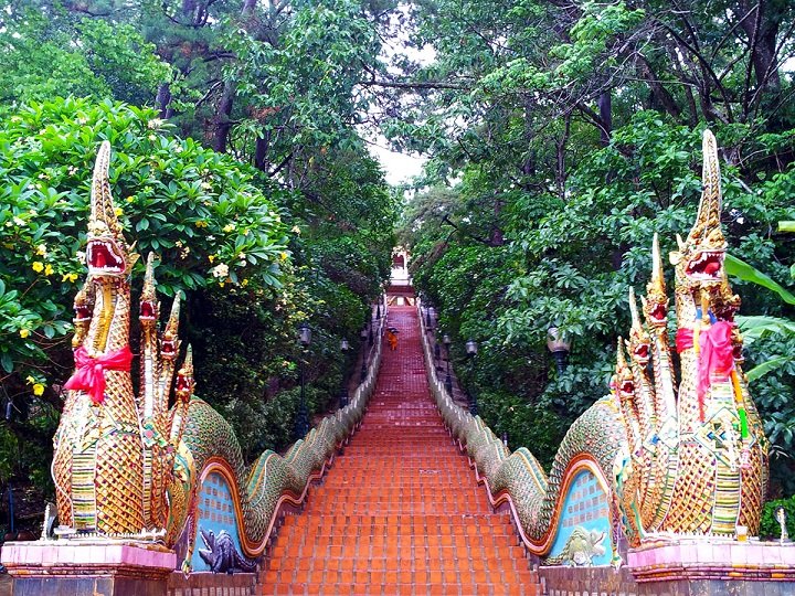 doi_suthep_temple_tour_chiang_mai_3.jpg