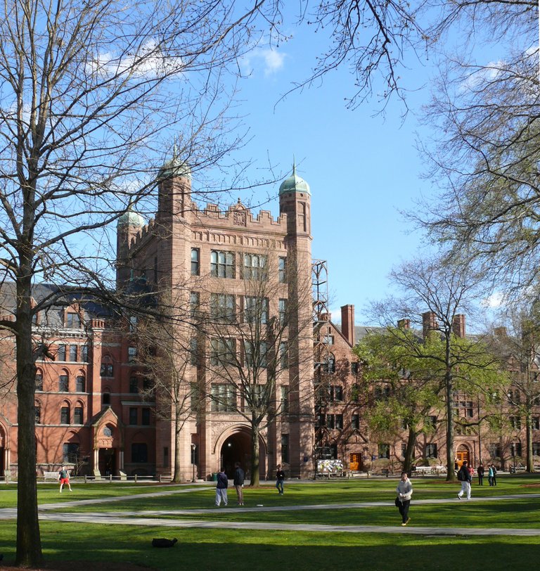 Yale_University_Old_Campus_02.JPG