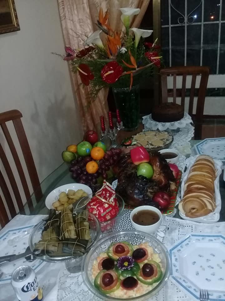 CENA DE AÑO NUEVO 2019.jpg