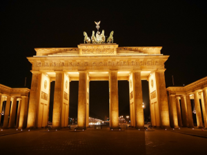 brandenburg-gate300px.png