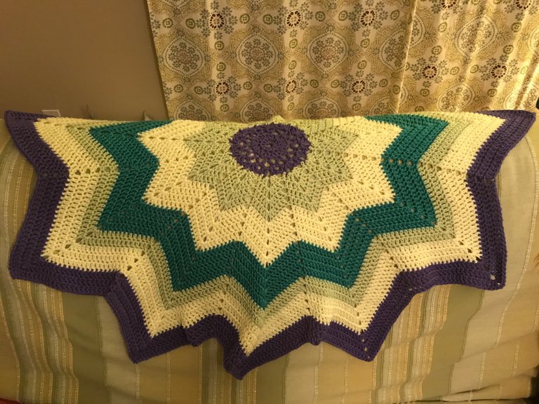 crochet 12pt star 4.JPG