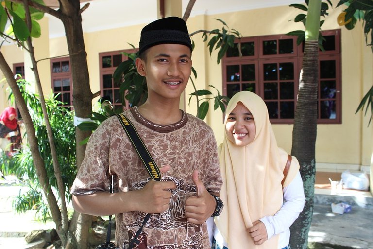 muslims-couple-waleemah.jpg