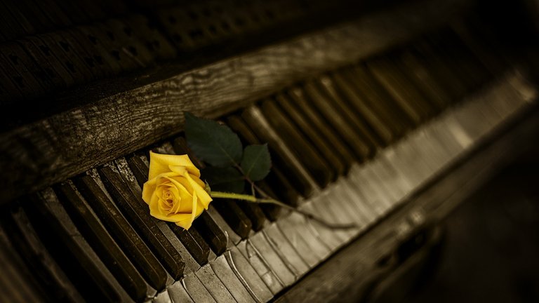 piano-1239729_1280.jpg