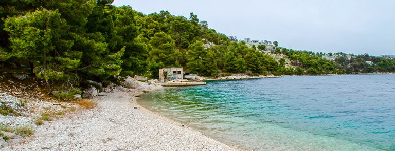 001 - Brač - Beach Vedrana (4).jpg