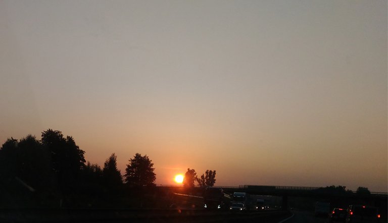 sunrise1.jpg