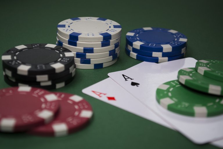 poker-3024531_1920.jpg