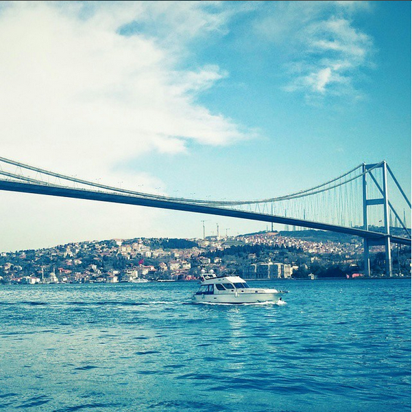 Bosphorus bridge from ortakoy.PNG