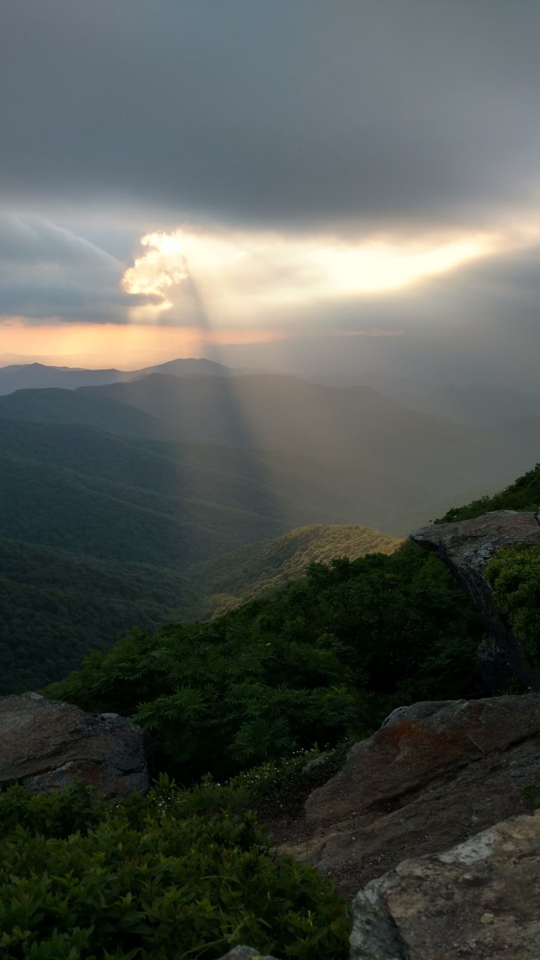 Sunset_CraggyPinnacle_June2018.jpg