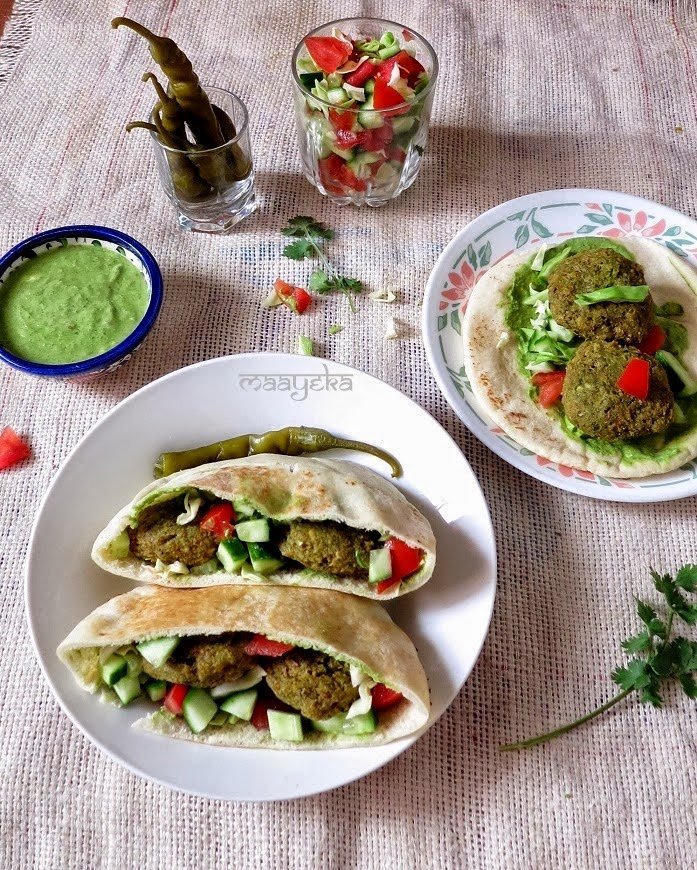 falafel-sandwich-arabic.jpg