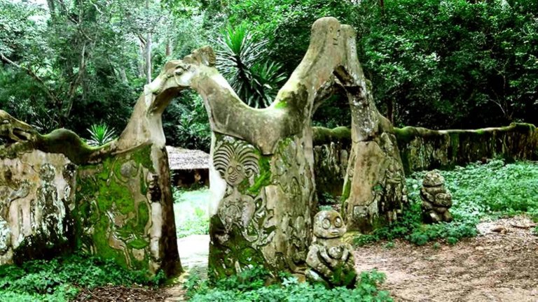 Osun-sacred-grove-Osogbo-800x450.jpg