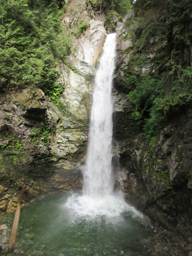 cascade_falls_06.png