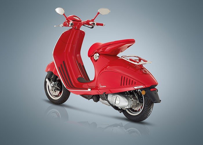 vespa-946-red-2017-02-16940.jpg