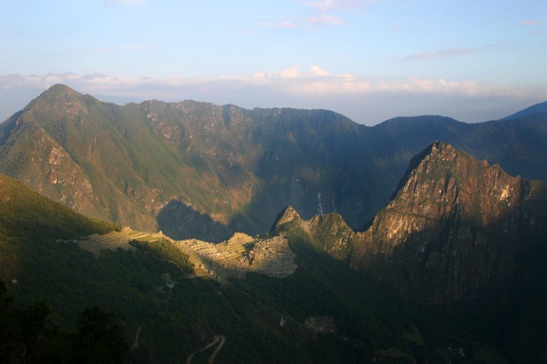 Machu-Picchu-Dawn1.jpg