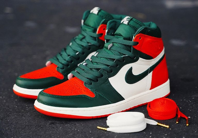 soleFly-air-jordan-1-release-date-price-for-sale-miami-art-basel-av3905-138-(5).jpg