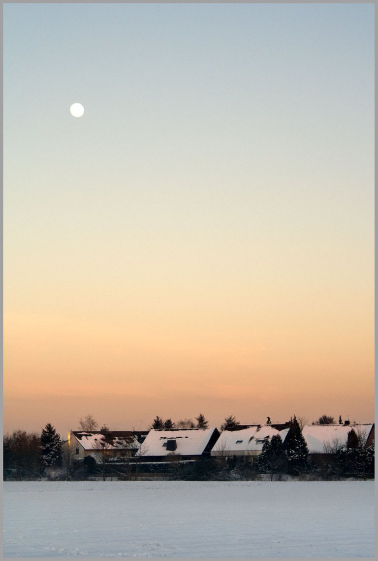 sunset---moonrise_3185169684_o (FILEminimizer).jpg