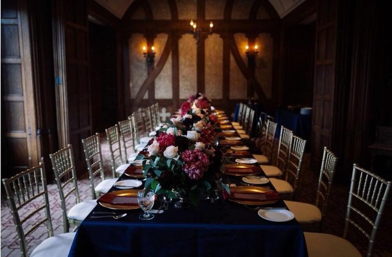 table setting.jpg