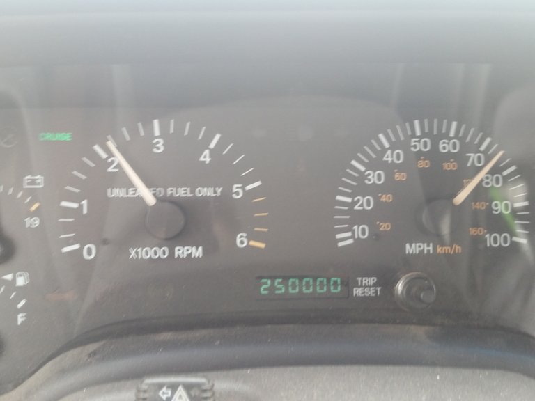 Jeep250k.jpg