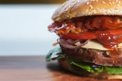 How-Is-Hamburger-Made-screen-th.jpg