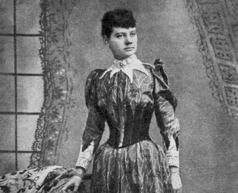 nellie-bly-editedjpg.jpg