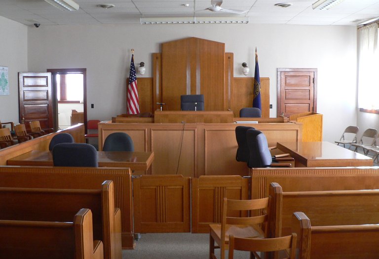 Knox_County_Courthouse_(Nebraska)_courtroom_1.JPG(2).jpg