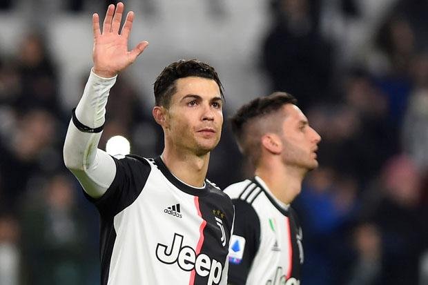 ronaldo-bikin-sejarah-saat-juventus-kembali-kuasai-klasemen-xF0.jpg