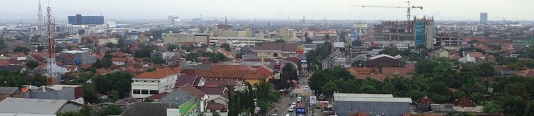 1000px-Cirebon_Skyline.jpg