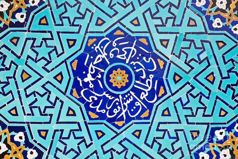 decorative-tiles-at-masjed-e-jameh-mosque-or-friday-mosque-yazd-roberto-morgenthaler.jpg