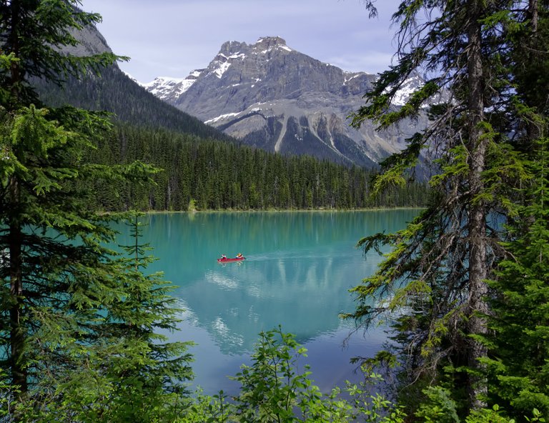 jessicaoutside.com-20170607-120750-red-canoe-on-emerald-lake-yoho-np-bc-1680-85.jpg