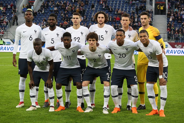 France_national_football_team_2018.jpg