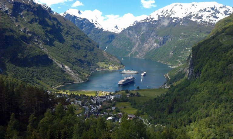 geiranger-fjord-1024x612.jpg