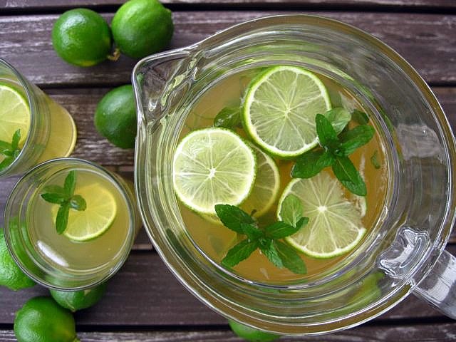 ice.tea.lime.mint.jpg