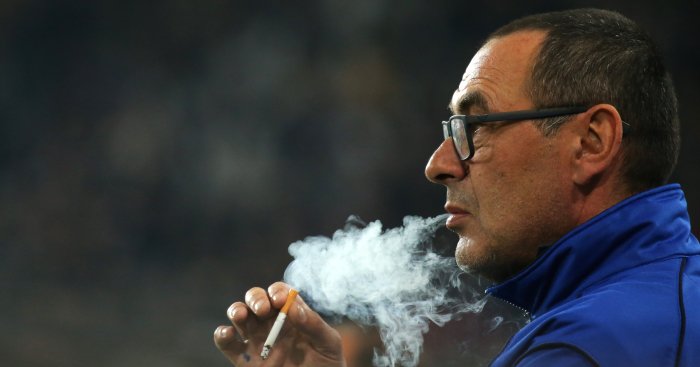 Maurizio-Sarri-smoking.jpg