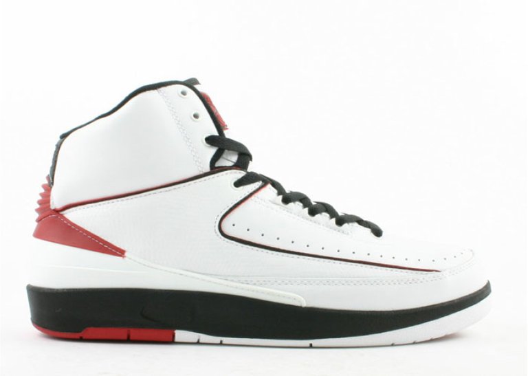 air-jordan-2-retro-white-varsity-red-black-010014_1.jpg