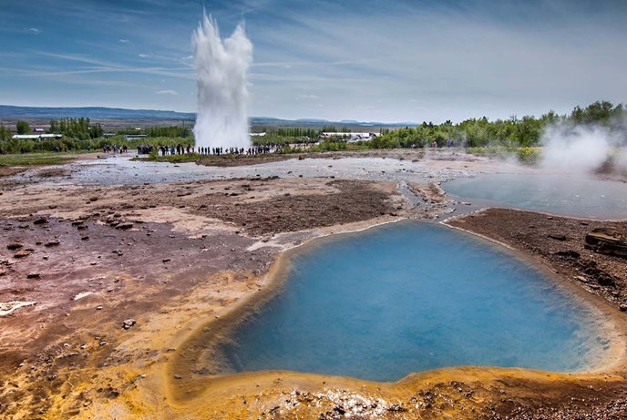 geysir-geothermal-area.jpg