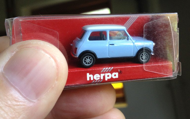 HERPA MINI.jpg