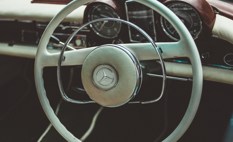 Steering Wheel Merc.png